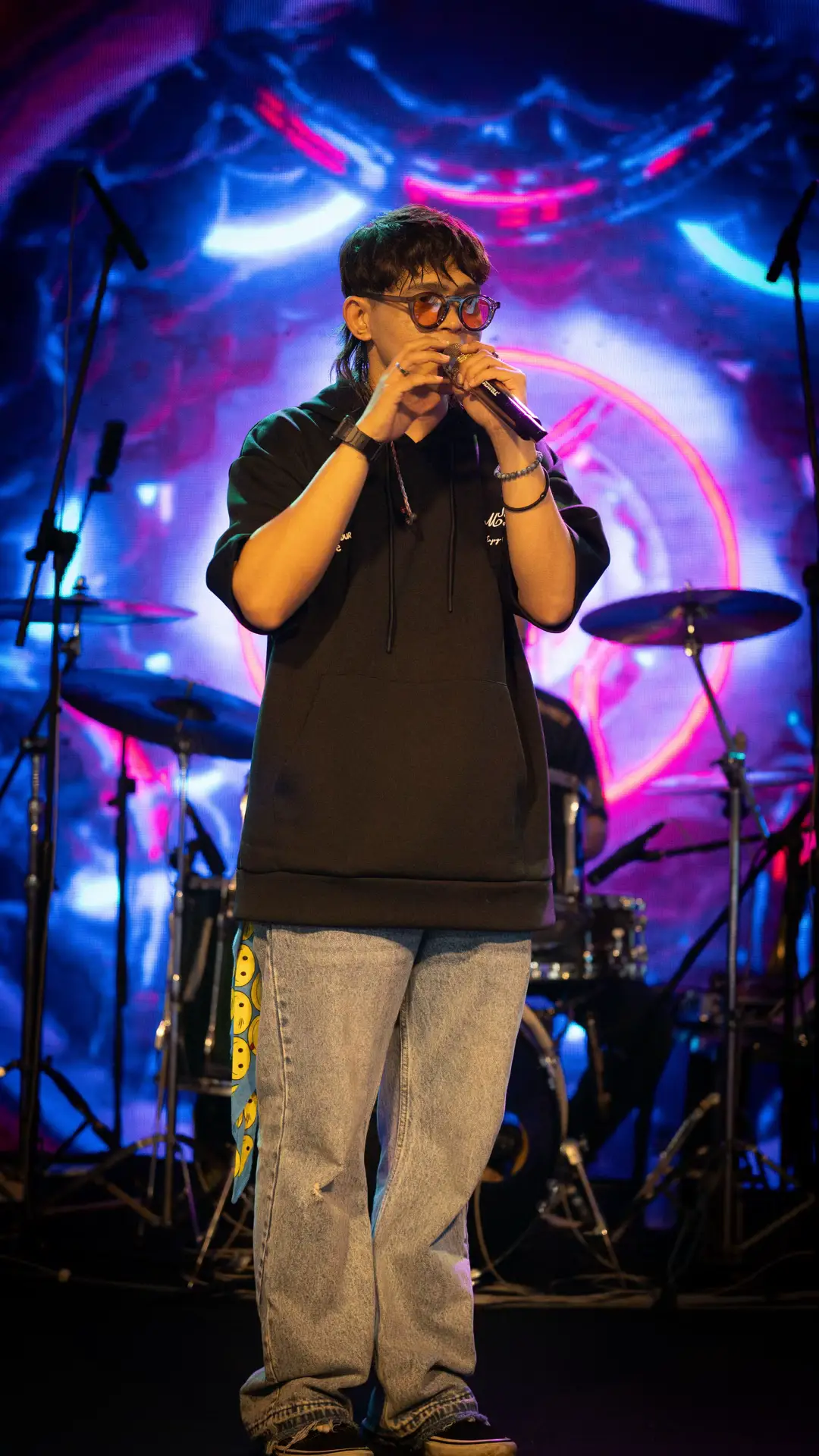 Tak semua bunyi boleh dicerita, kadang dia cuma tinggal jadi rasa. @CHERPEN @Nemo_Cherpen @syahir_cherpen @ajiebass @Cherfans 