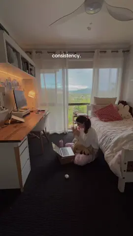 you can do it!! we can do it! :)  . . #studyvlog #studymotivation #studywithme #univlog #unidiaries   