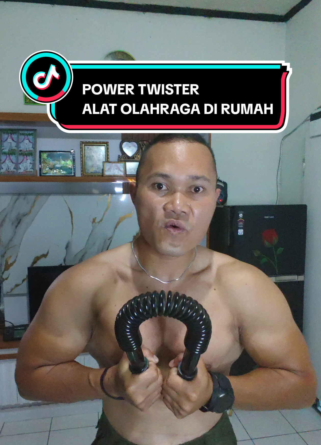 mau olahraga di rumah tapi gak punya alat olahraga cukup dengan beli power twister bisa kalian berolahraga di rumah #powertwister #alatolahraga 