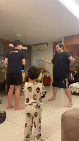 Casa de meninos! Hahahah o olhar cúmplice entre eles depois 😂♥️ #irmaos ##foryoupage #fail 