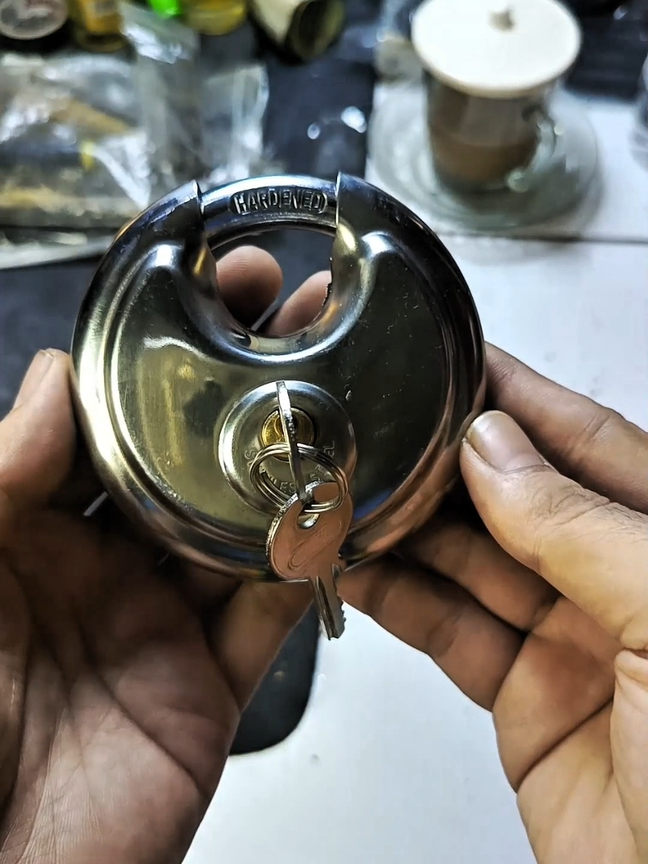 Kunci gembok bulat baja stainless anti karat anti maling #kuncigembok #gembokbulat #gembokantimaling #gembokpintu #prabuperkakas 