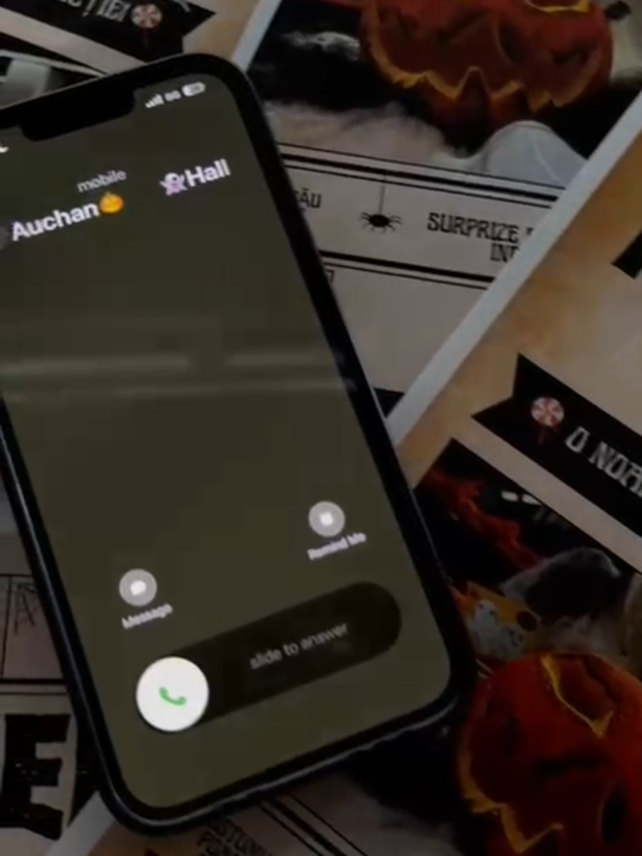 🎃 Halloween bate la ușă! Te așteptăm în magazine să-ți alegi cele mai înfricoșător de cool accesorii, decorațiuni și dulciuri pentru petrecerea ta! 👻 🎉 Vino să-ți pregătești Halloween-ul ca-n filme! #spookyseason #hallloween