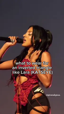 How to style for inverted triangle body shape 1-0-1 with Lara #lararaj #katseye #styling #invertedtriangle #fashion 