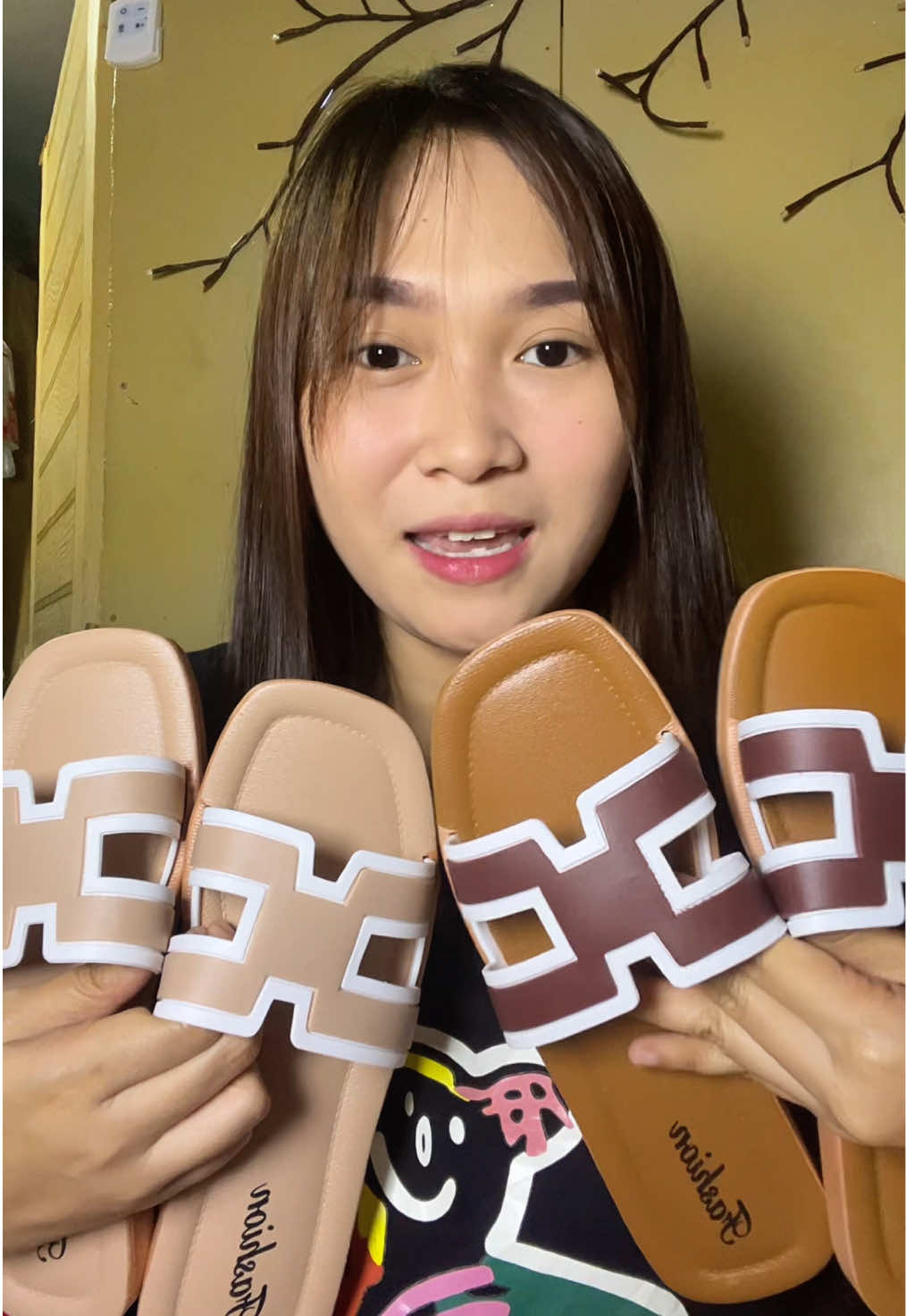 sandals for women very classy mga sis! ang ganda super #flatsandals #sandalmurah #sandals #slipperforwomen #classysandals 