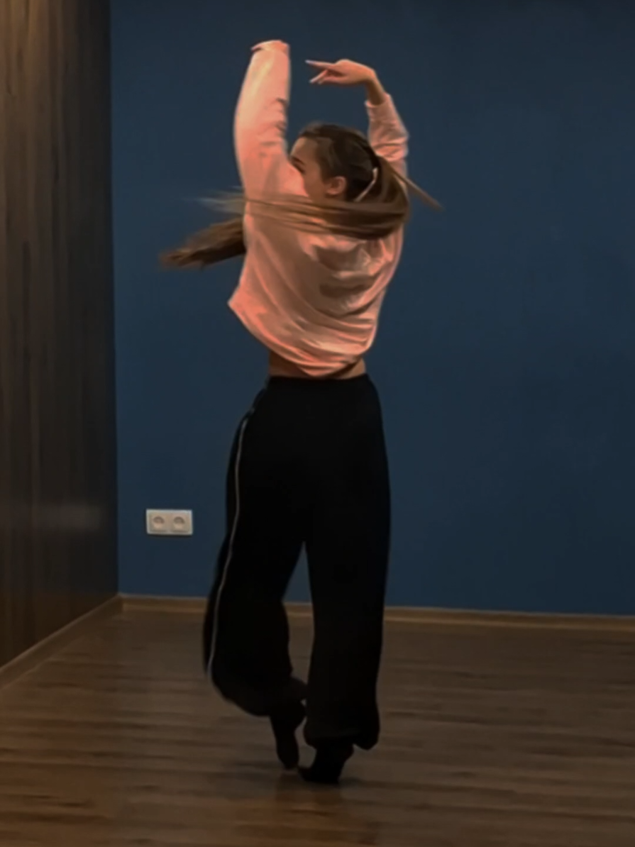 «будь мені кимось» ch: by me #contemporary #dance #dancer #contemporarydance 