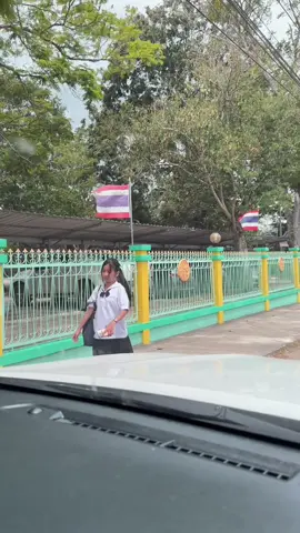 สาวมอ.ต้นสวยทุกวัน