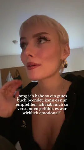 ich hasse diese frage einfach.. :( wenn man es fragt, weil man es NICHT lesen will, ist es fine!! aber ich habe das gefühl, dass jeder nur noch bücher mit spice braucht und viele gar nicht mehr ohne können. das ist schade, weil es wirklich sooo tolle bücher gibt, die vor allem ohne spice, sehr toll sind! #BookTok #booktokdeutschland #fürdich #spicybooks #viral 