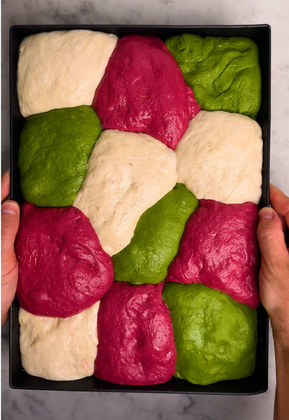 Butter candles, but make them spooky 👻 You've all seen butter candles, but have you seen Halloween butter candles? Hugh has taken the classic focaccia, given it a Halloween twist, and paired it with a black garlic butter candle for dunking. Oh, and who knew a drop of food colouring could transform your focaccia like this? Recipe in bio!