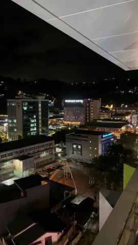 Wahh paling keren yg pernah ada viewnya Horel Maxone jayapura ..Mana nih yg belum pernah Cobain donk dan bnyk promonya Guys