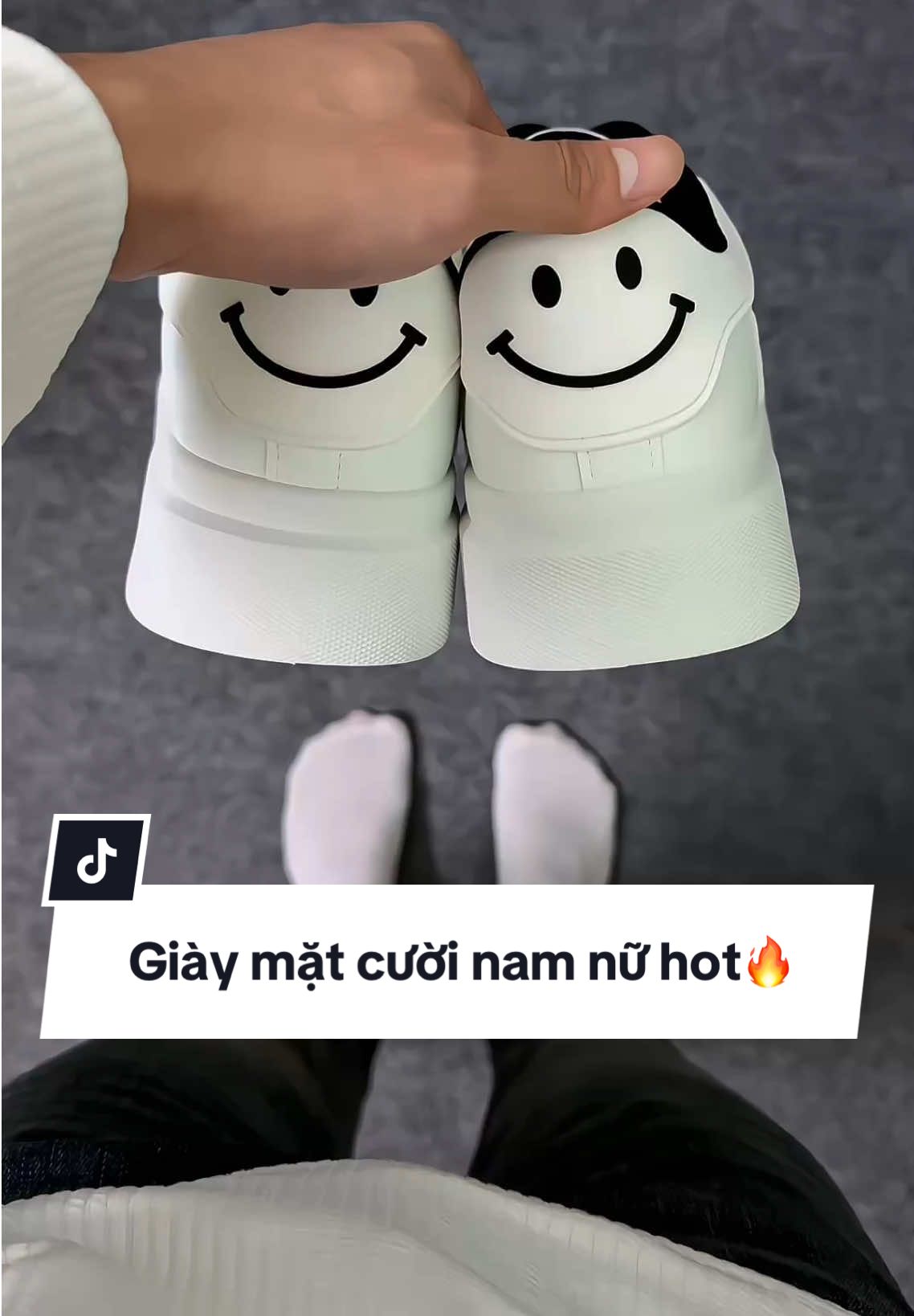 👆Đôi giày từng lên cả triệu View của kênh mình và giờ đã hot trở lại,mời ae vào giỏ hàng tham khảo nha🥰#giày #giàynam #giaysneaker #giaythethao #xuhuong 