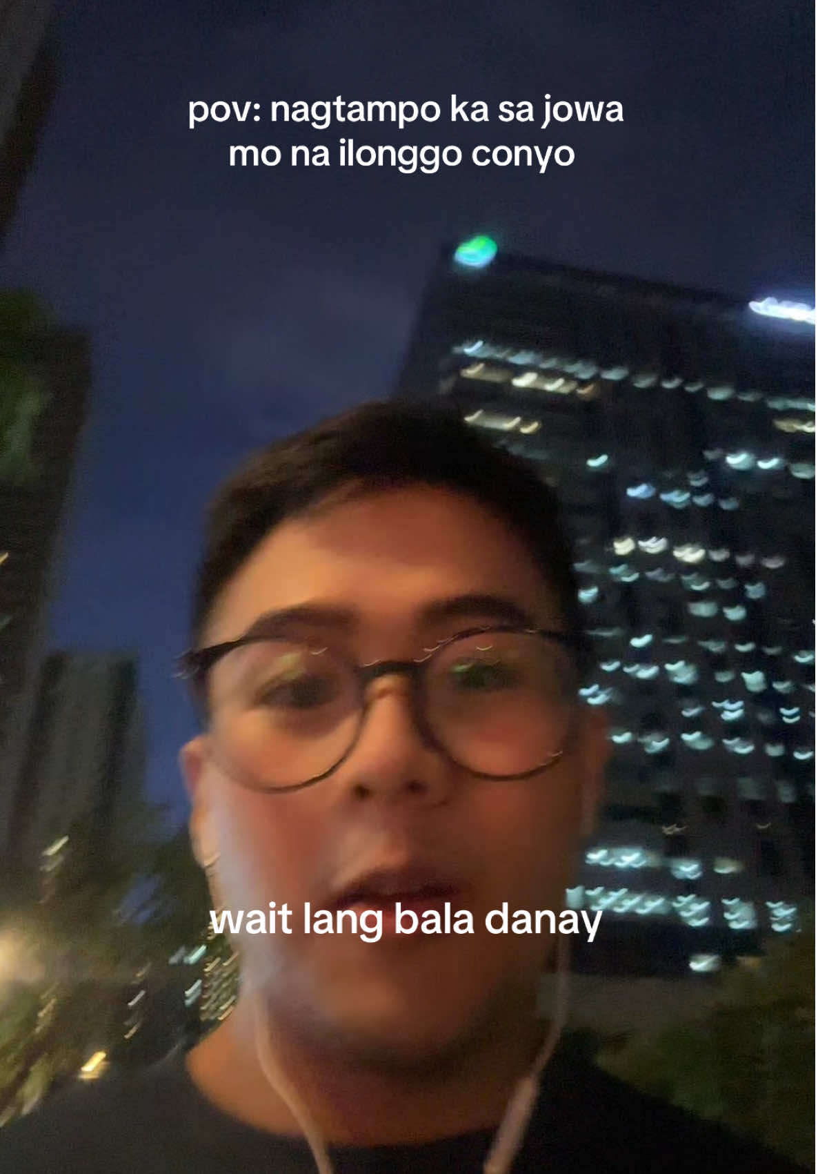 pov: nagtampo ka sa #ilonggoconyo mo na jowa kasi di nagtext kaagad. Umiwas lang daw siya muna ng screentime 😝 indi na bala magsunggod ari man ya oh hahaha  #chaddyboi #ilonggo #pov #dating 