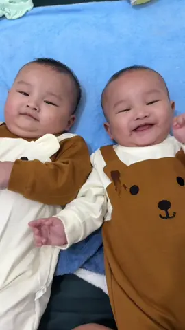 Happy😊 #DerrenDerriel #twinsboy 