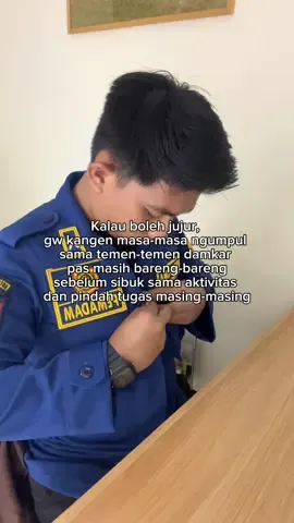 ini Laki-laki itu gak banyak cerita. Tapi dengan seteguk kopi… itu bisa jadi jeda untuk menguatkan langkah mereka  #LelakiTidakBercerita #EverydayHeroes