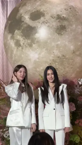 #SEKIHoneymoonWithLingOrm #Linglingkwong #LingOrm #หลิงออม #Ormkornnaphat 