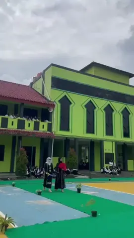sini aku kipasin #fashionshow #sumpiuh24jam #fyp 