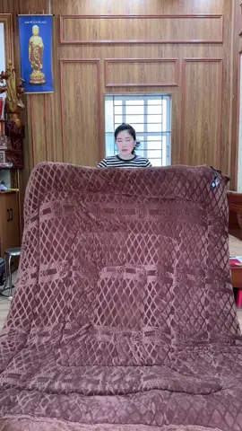 Xua tan giá lạnh mùa đông anh chị ơi …#chanlong #chăn #chancoco #xuhuong #ngocanann 