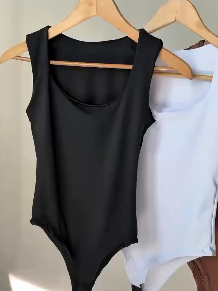 KIT 2 BODY FEMININO SUPLEX REGATA – A peça premium que não pode faltar: ✅ Forro Duplo: Zero transparência e segurança total! (Dispensa o uso de sutiã em muitos casos 😉) ✅ Tecido Suplex Premium: Caimento perfeito, alta elasticidade e toque macio. ✅ Versatilidade: Perfeito para looks casuais, elegante e até para usar como beachwear! ~~De R$ 50,00~~ 💥 POR APENAS R$ 23,90 O KIT! Não perca tempo! Estoque limitado e preço sujeito a alteração! 🛒 Compre agora antes que acabe! 👉 https://s.shopee.com.br/9zpIyghxdy #BodyFeminino #Promoção #Suplex #ModaFeminina #LookDoDia #AchadosFashion #KitBody #RoupaFeminina #Oferta #SuplexDuplo