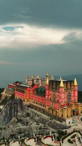 Lâu đài Dung Nham Banahill #danang #dulich #xuhuong #keşfet #Love 