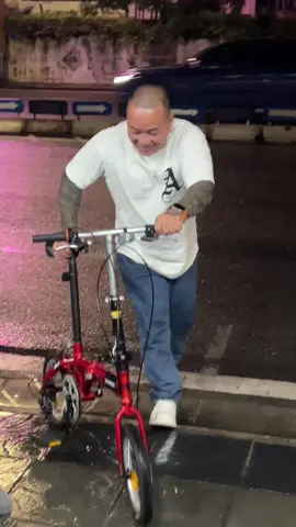 Bà vợ mới tặng cho phương tiện mới để đi ship hàng... Mn chốt đơn nhiều vào nhé....#CapCut #haibanh #chuyencuahaibanh #nguyentuanhai #viral @Hải Bánh - Hồn Đất Việt🇻🇳 @Hải Bánh - Nguyễn Tuấn Hải 