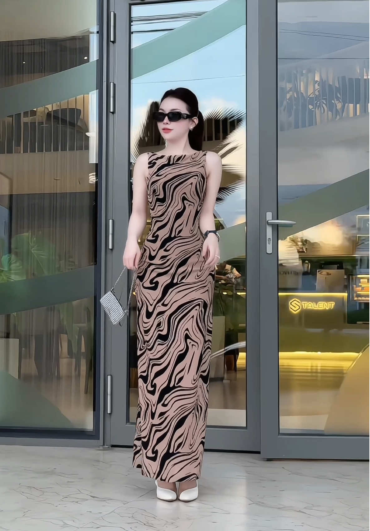 Nỗi nhớ tràn về quanh đâyy  #simihouse #sontungmtp #simihousechuyenvay #macdepmoingay 