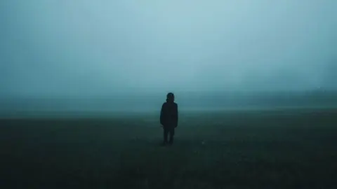 وياترى هنقابل مين؟ #fyp #foryoupage #هواجيس #أغاني_بدون_موسيقى 