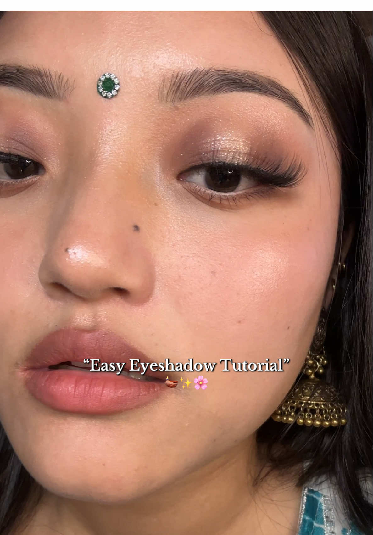 [SAVE NOW AND TRY LATER ] Tihar Makeup Inspo 😻✨ Eyeshadow palette from @dasique_usa  . . . . . . #creatorsearchinsights#eyeshadowtutorial#simpleeyeshadowlook#eyemakeuptutorial#makeuptutorial#eyemakeuplook#makeupforbeginners#makeupinspo  