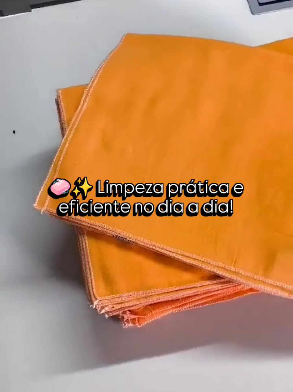 🧼✨ *Limpeza prática e eficiente no dia a dia!* Garanta já o *Kit com 12 Flanelas Laranja 40x60cm* — ideal para *limpeza geral*, polimento, cuidados com o carro, móveis e muito mais! ✅ Alta absorção   ✅ Não risca superfícies   ✅ Tecido resistente e reutilizável   ✅ Tamanho ideal: 40x60cm 💰 Apenas *R$29,99* o kit com 12 unidades!   🛒 Compre agora na Shopee: https://s.shopee.com.br/3Ayzo0Uksi #LimpezaEficiente #FlanelaMultiuso #CasaCheirosa #AchadinhosShopee #OrganizaçãoDoméstica 