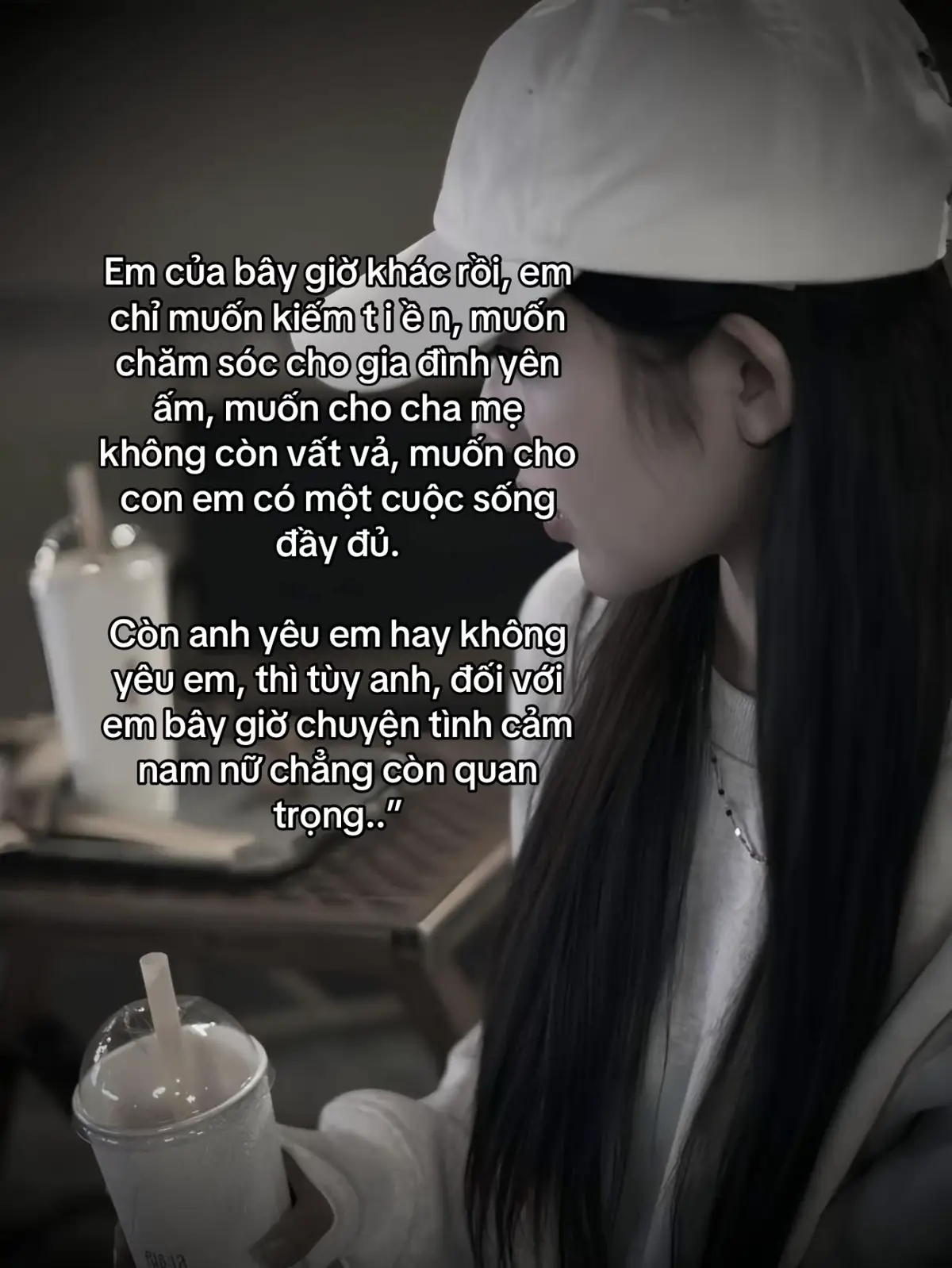 Em của bây giờ khác rồi, em chỉ muốn kiếm t i ề n, muốn chăm sóc cho gia đình yên ấm, muốn cho cha mẹ không còn vất vả, muốn cho con em có một cuộc sống đầy đủ. Còn anh yêu em hay không yêu em, thì tùy anh, đối với em bây giờ chuyện tình cảm nam nữ chẳng còn quan trọng..”#fbtxuhuong #mynguyen9796 #motminhcoonkhong #tâmtrạng 