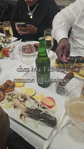 # Au 42 rue trevet aubervillier 4 chemins 93 300 # restaurant congolais # paris # Kinshasa # brazza  #🇨🇩🇨🇩🇨🇩🇨🇩🇨🇩✌️🍷🍷 