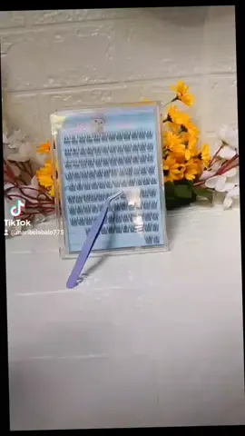 Tired of expensive lash extensions? 😩 Meet your new lash bestie — Cluster Fake Eyelashes! 💖 ✅ Super Lightweight & Natural Look – parang natural lash mo lang, but better! ✅ Easy to Apply – just clip or glue, no salon needed 😍 ✅ Reusable up to 10+ times – tipid pero bongga pa rin. ✅ Customizable Volume – pwede mo i-adjust kung gusto mo soft glam or full drama. ✅ Comfort Fit Design – hindi makati, hindi mabigat, perfect for all-day wear. 💬 :Kahit first time kong gumamit, ang dali niya ikabit! Parang nagpa-extensions pero DIY lang 😍 💄 Perfect For: • Everyday soft glam look • Photoshoots / events • Beginners na gusto ng effortless lashes🥰 #ClusterLashesPH #BeautyTokPH #TikTokFindsPH