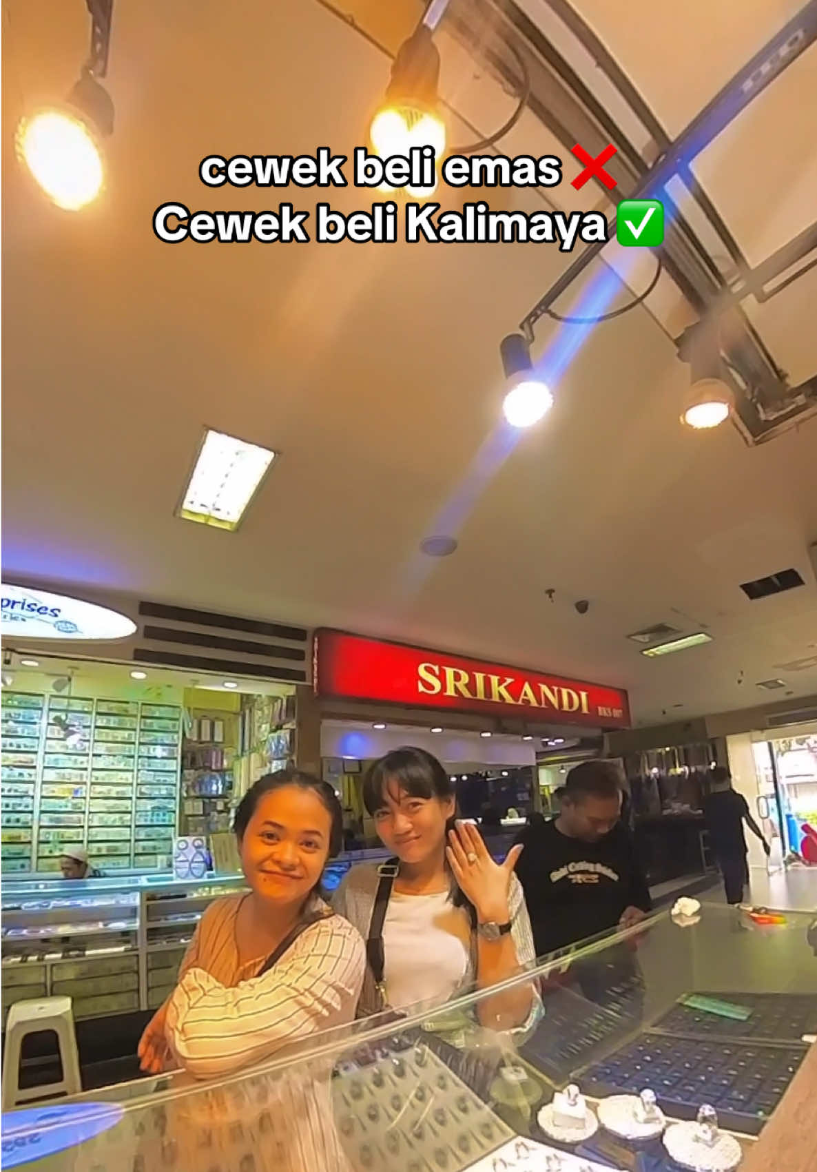 Cewek beli emas ❌ Cewek beli Kalimaya ✅ #fyp #batukalimaya #kalimayablackopal #kalimaya 