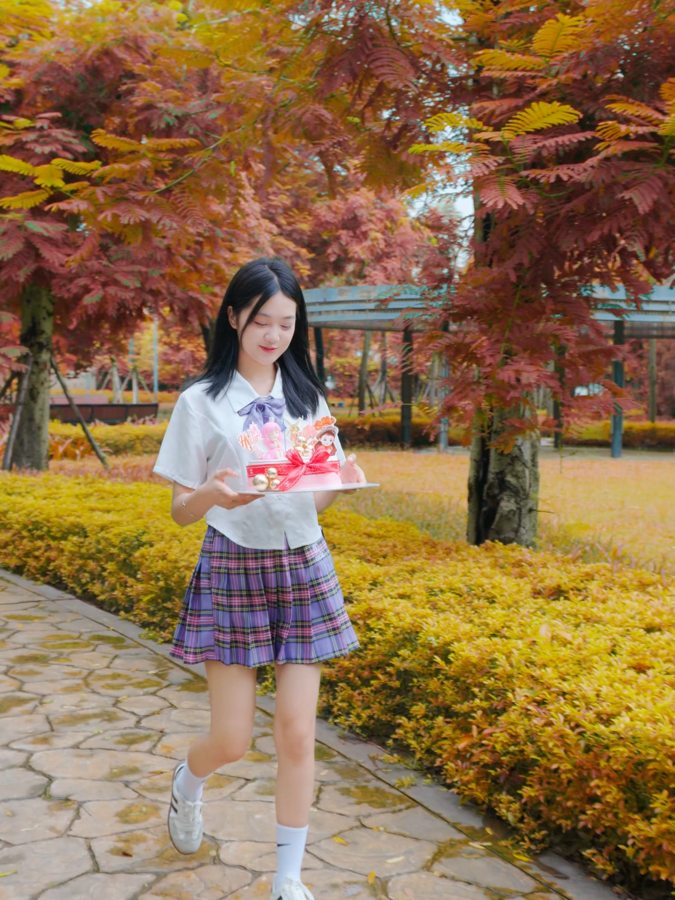 Kindness Always Finds Its Way Back! 🔥❤️#CindyAnnie #schoolcrush #schooldrama #linhchihihi #lilymiumiu