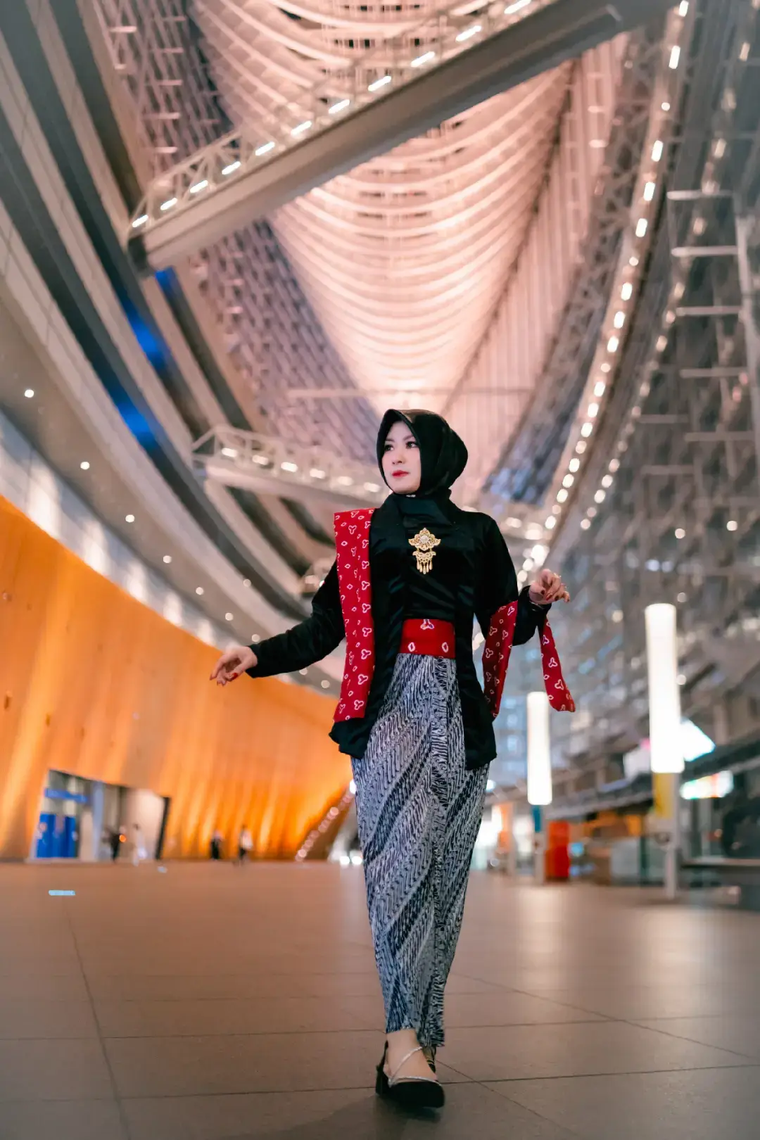 • Sabar iku ingaran mustikaning laku,.  