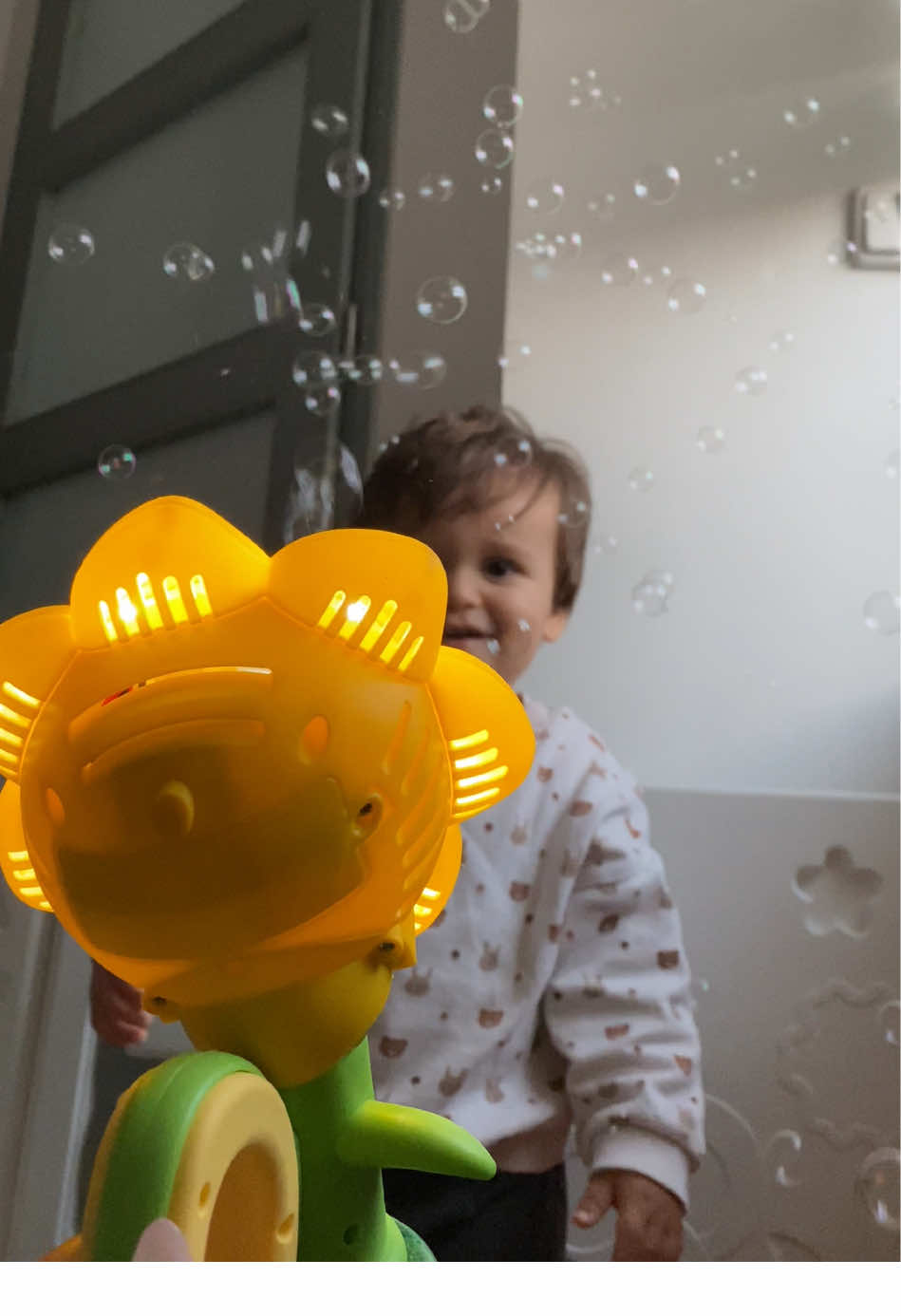 Ça me demande moins d’investissement personnel et Sohan est encore plus heureux c’est un achat réussi 😂✔️ #bebe #parents #activitesenfants #jeuenfant #ideecadeau 