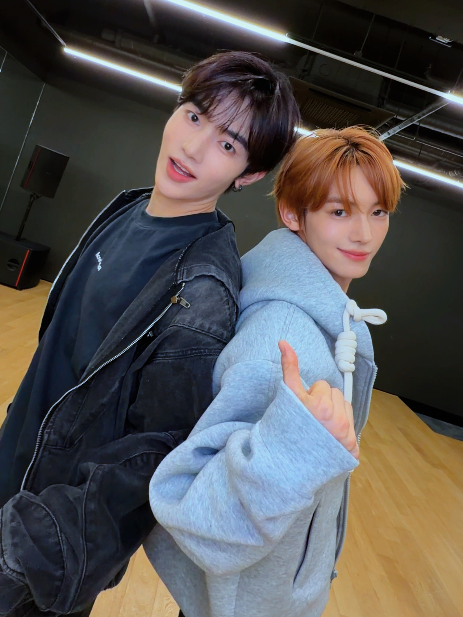 #ZEROBASEONE #ZHANGHAO 님과 함께 심장이 쿵💗 #TWS_OVERDRIVE #TWS #HANJIN @zb1_official