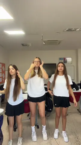 Aktiflik saka mı #fyp #kesfetteyiz #fyppppppppppppppppppppppp #dance 