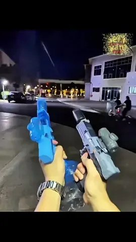 Seru banget 🤪 #watergun #mainanviral #mainanseru #mainan #mainantembakan
