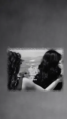 الصديقه الصدوقه🌚🫂🦦 🥺.  .  .  #عباراتكم_الفخمه📿📌 #تصميم_فيديوهات🎶🎤🎬 #flyp #flyp 