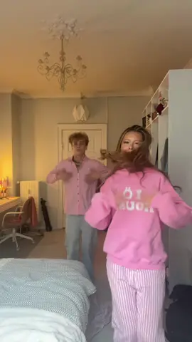 Magnus hoodie😍🎀🔥@Magnus Willemoes #fördig #dance #fyp #scandinavia #xyzbca 