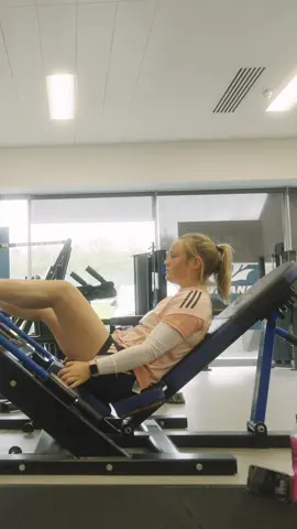 Hard at work ⚠️ #SWNT #Scotland #Gym #InsideTraining #fyp 