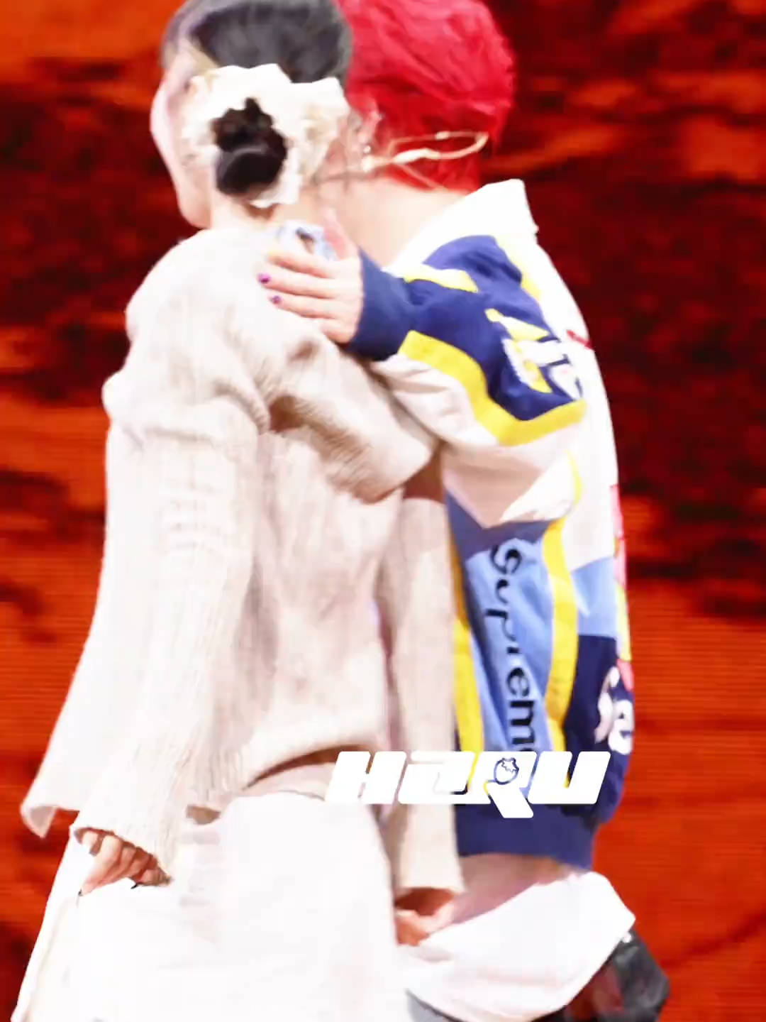 teasing fans#Luhan #exol #鹿晗 #exo #LuHanAsiaTour