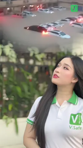 Mùa mưa bão, đừng để sự vội vàng khiến xe của bạn thiệt hại nặng nề.  Cùng áp dụng những cách xử lý trên, để đảm bảo tài sản và sự an toàn của chính bạn. #dichvudattaixelaixeho #visafevietnam #muamuabao #viralvideos 