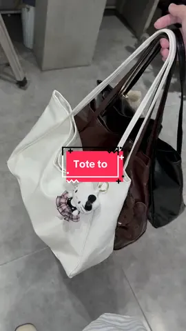 Túi tote thêm 5 deal cuối cùng tiktok trợ giá độc quyền từ 159ka còn 79🌿, hết deal về giá 159k ạ #muahangtaitiktokshop #tuixinh #tote #tuixachnu #mienphivanchuyen 