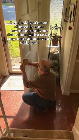 happily would just sit in the stairs now tho #parents #dad 