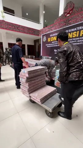 150 M, Uang hasil sitaan Kejatisu terkait tipikor penjualan aset PTPN 1 regional 1 #korupsi #bpn #kejatisumut 