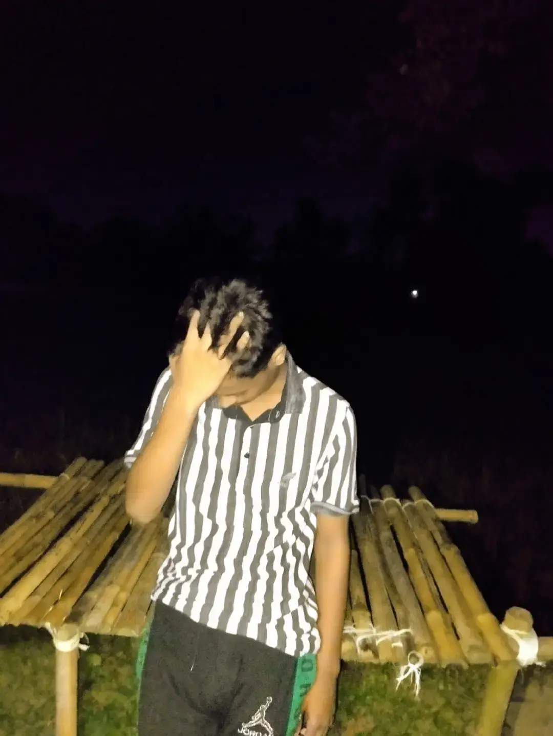 🎭 . . . . #outfitcowokberwarna  #outfitinspo #outfitsimple 