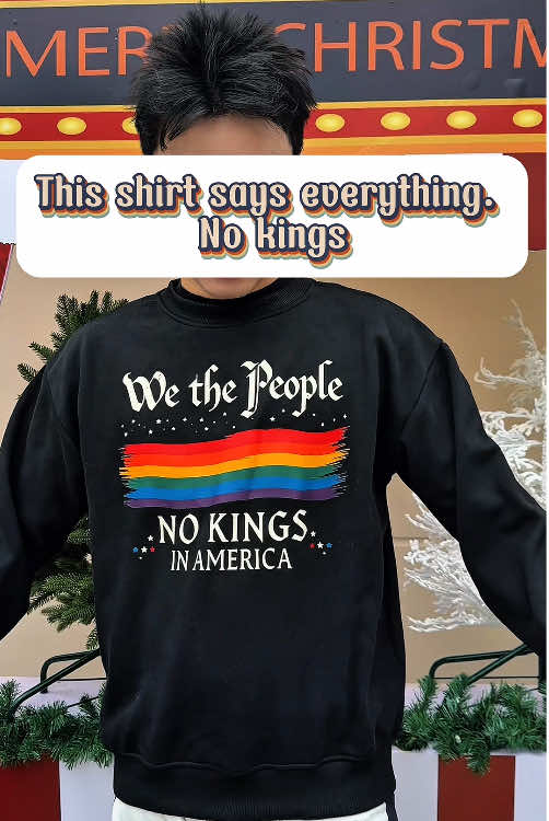 Just people who stand together ✊🔥 #nokings #standtogether #wethepeople #nokingsinamerica #october18th #blacklivesmatter #protest #resist #feminismisforeveryone #mybodymychoice #nooneisillegal #scienceisreal #readbannedbooks #treatpeoplewithkindness 