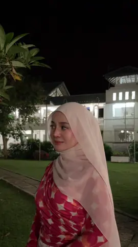 💋 - baju @Rebeeza shawl @Yuvleenscarf.Hq 