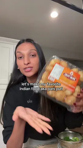 Pani puri over paneer any day  #browngirltiktok #panipuri #indianfood #browngirl #fyp 