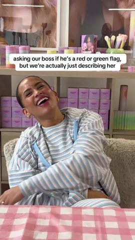 actually felt bad about this in the end 😔😔 #redflags #jordanaticiacosmetics #redflagchallenge🚩🚩🚩 #makeupbrand   